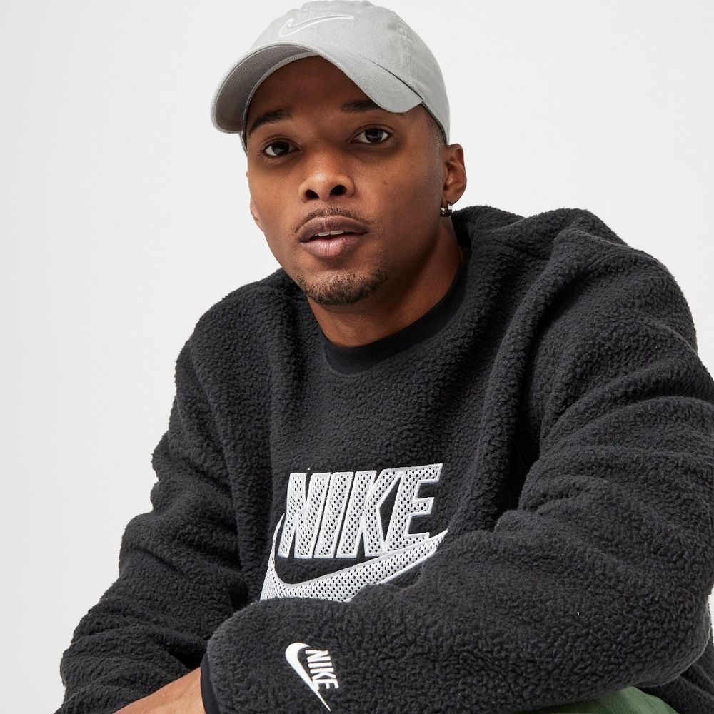 Nike Sportswear Essential Sherpa Sweatshirt Men's M Black White DD5017-010 NSW - Picture 6 of 16